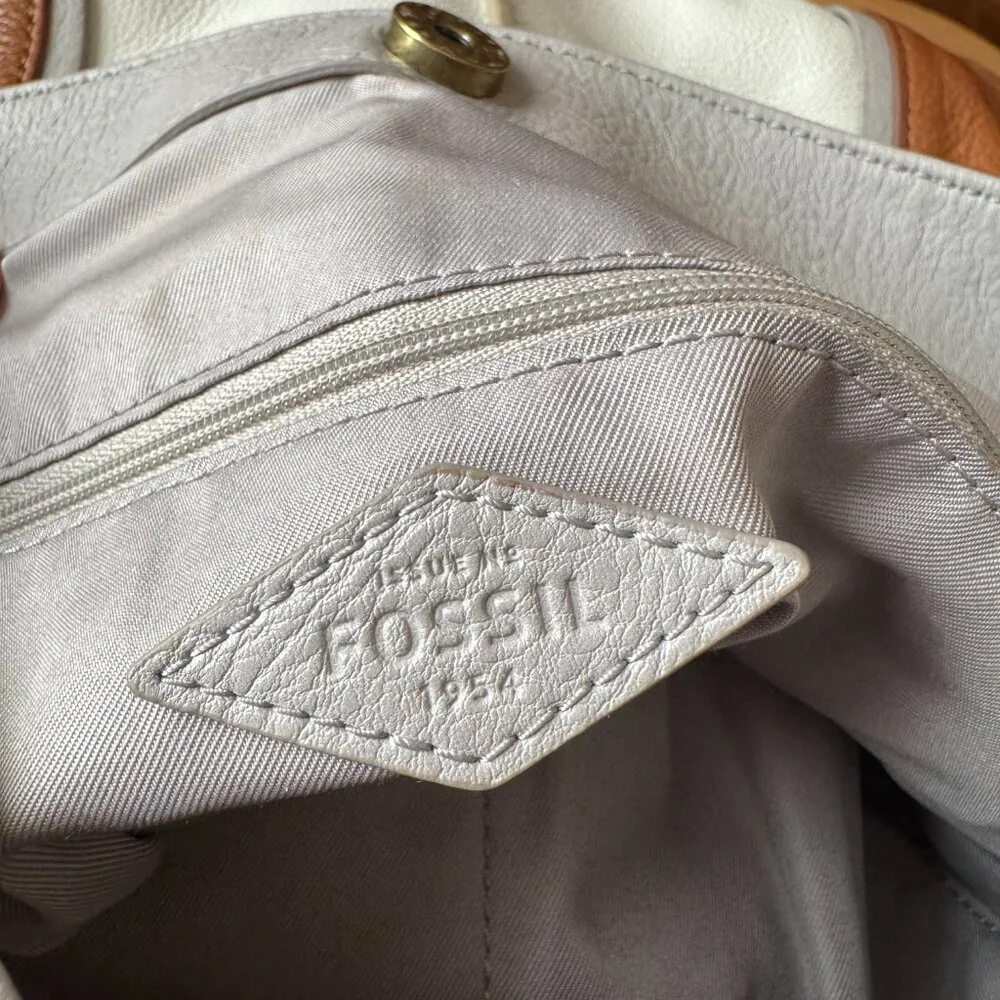 Fossil Ivory & Brown Shoulder/Crossbody Hobo Bag w/Side Pockets